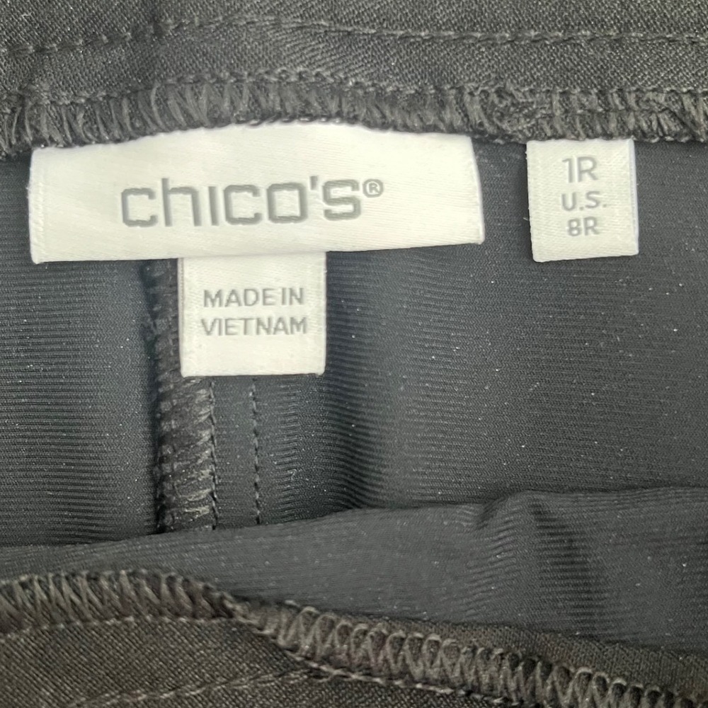 CHICO'S Crop Pants Embroidered Hem Boho Women 1R 8 Black Stretch Trousers - Picture 5 of 7